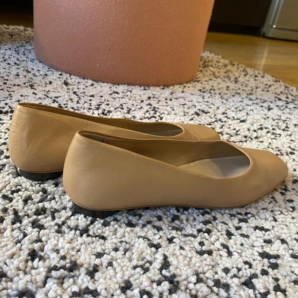 Everlane - The 90s Flat - light taupe leather - Picture 7 of 8